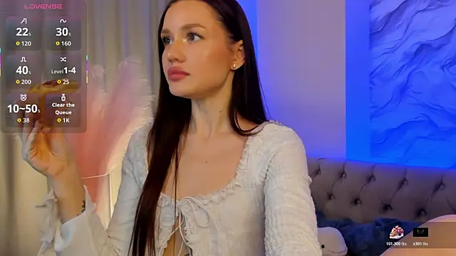 Aria Mila online show from 11-21-25, 11:20