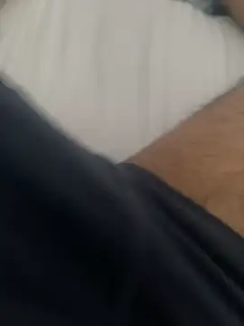 Snapshot of Moy27m chatting on 10-21-25, 08:04 Moy27m online show from 10-21-25, 08:04