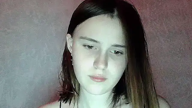 SweetLoraa online show from 11-03-25, 05:47