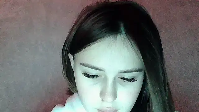 SweetLoraa online show from 02-06-26, 03:59