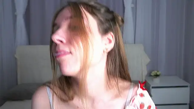 KarriBrownd online show from 12-18-25, 01:11