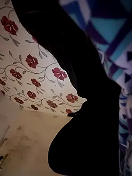 Snapshot of itsCuteTits chatting on 11-04-25, 02:49 itsCuteTits online show from 11-04-25, 02:49