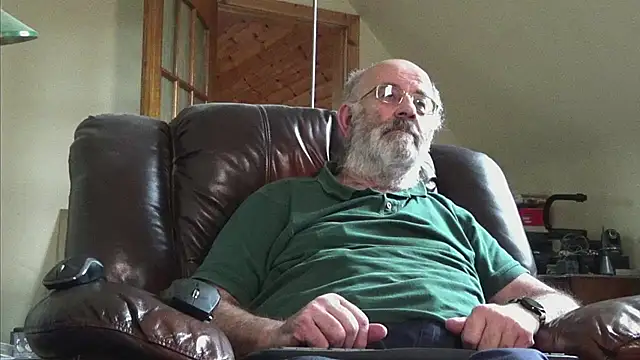 janzer13 online show from 11-30-25, 02:10