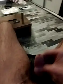 tip hard cock online show from 01-16-26, 04:00