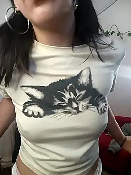 Snapshot of Maia_0 chatting on 10-19-25, 01:56 Maia 0 online show from 10-19-25, 01:56