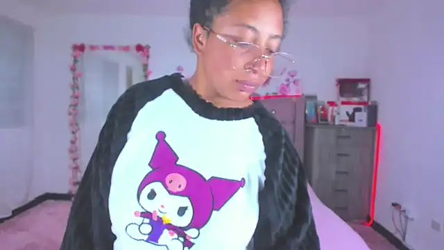 Snapshot of Gabi_Jhons_23 chatting on 09-11-25, 11:32 Gabi Jhons 23 online show from 09-11-25, 11:32