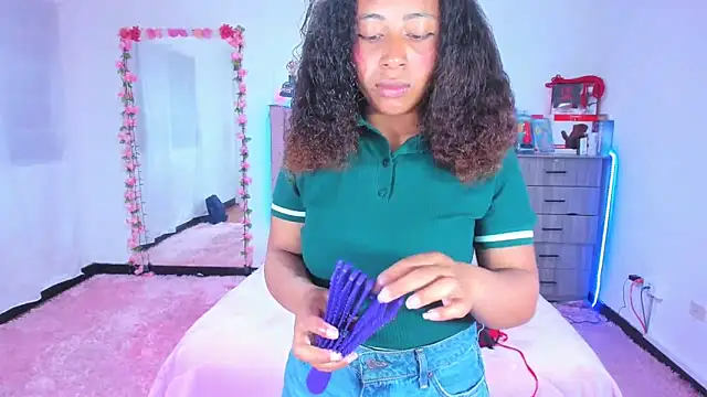 Snapshot of Gabi_Jhons_23 chatting on 09-24-25, 10:51 Gabi Jhons 23 online show from 09-24-25, 10:51