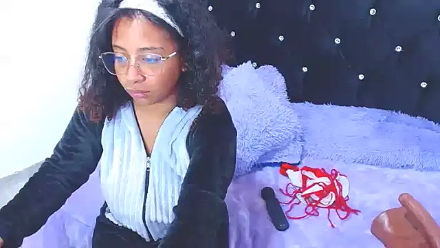 Snapshot of Gabi_Jhons_23 chatting on 11-07-25, 09:09 Gabi Jhons 23 online show from 11-07-25, 09:09