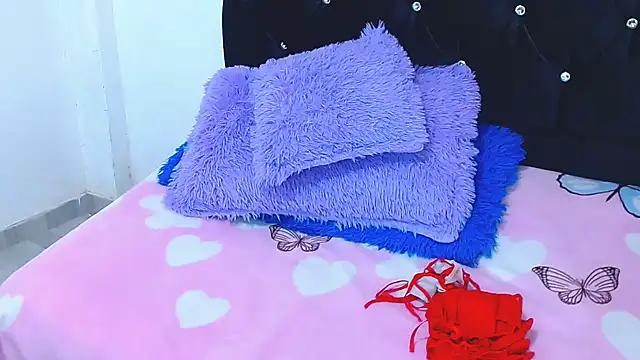 Snapshot of Gabi_Jhons_23 chatting on 11-08-25, 09:09 Gabi Jhons 23 online show from 11-08-25, 09:09