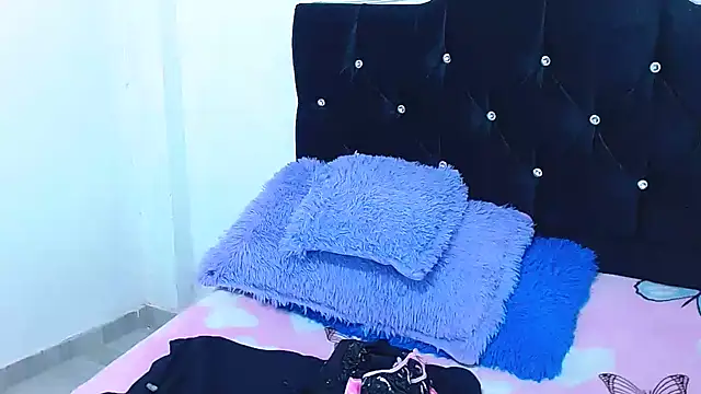 Snapshot of Gabi_Jhons_23 chatting on 11-10-25, 08:35 Gabi Jhons 23 online show from 11-10-25, 08:35