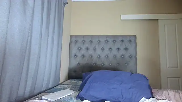 nanababe1 online show from 01-01-25, 10:43