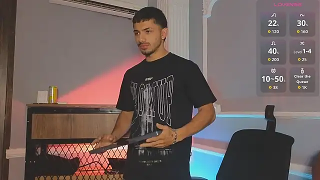 ArturoCardona  online show from 01-10-26, 06:20