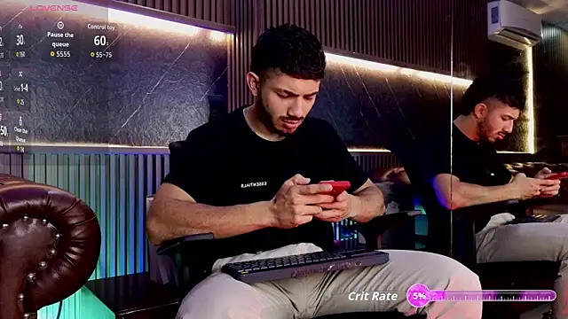 Snapshot of ArturoCardona_ chatting on 02-18-26, 01:40 ArturoCardona online show from 02-18-26, 01:40