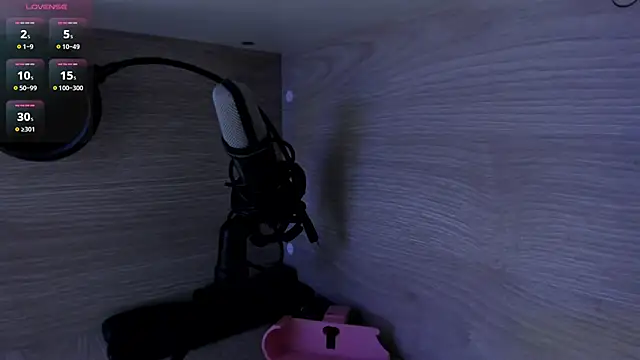 Snapshot of MichellePreston chatting on 02-20-26, 11:54 MichellePreston online show from 02-20-26, 11:54