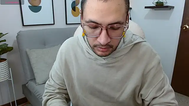   Damian    online show from 11-11-25, 10:43