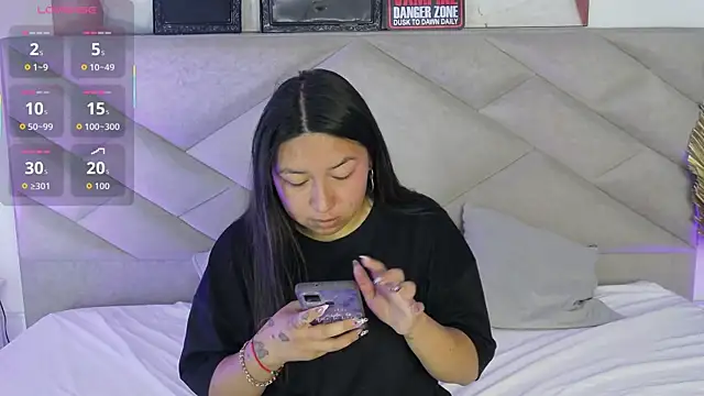 BellaRoux1 online show from 10-14-25, 12:06