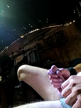 Canuseemeray online show from 12-21-25, 04:47