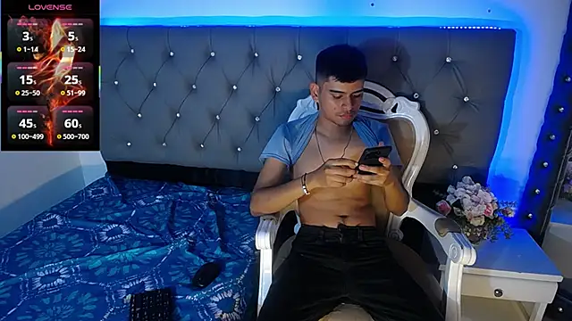 Charlie Cock  online show from 10-28-25, 03:21