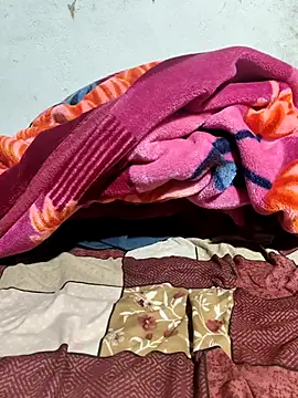 POOJACOUPLE online show from 11-09-25, 07:45