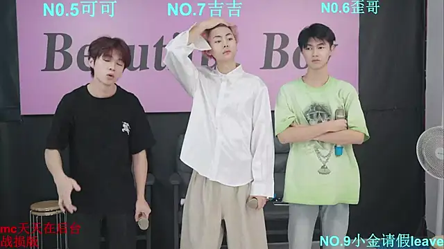 Beautifulboys-777 online show from 10-03-25, 11:40