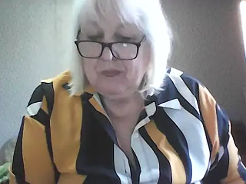 Alexia64231 online show from 03-11-26, 04:40