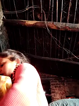 Snapshot of Sanjna_cuty chatting on 11-15-25, 03:37 Sanjna cuty online show from 11-15-25, 03:37