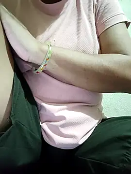 Snapshot of Bhabi-Hot0 chatting on 04-07-26, 03:45 Bhabi-Hot0 online show from 04-07-26, 03:45