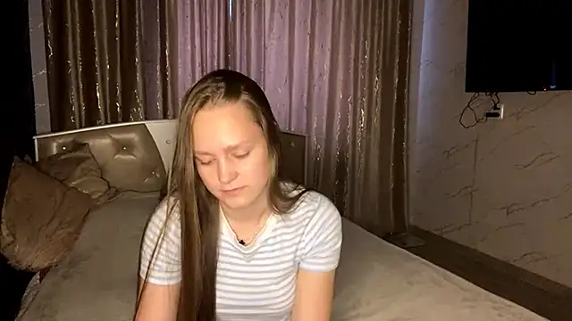 Snapshot of SoSweetGirl chatting on 10-07-25, 11:07 SoSweetGirl online show from 10-07-25, 11:07