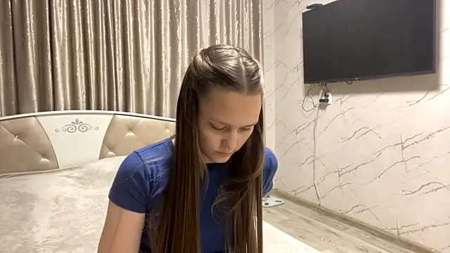 Snapshot of SoSweetGirl chatting on 10-09-25, 12:03 SoSweetGirl online show from 10-09-25, 12:03