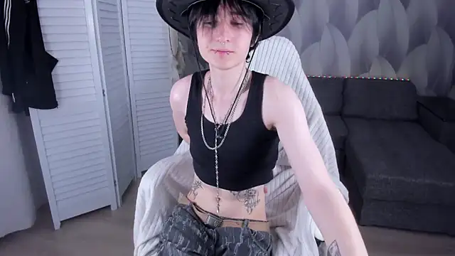 Noah Hilles online show from 09-18-25, 02:52