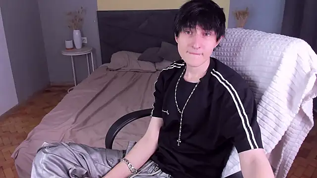 Noah Hilles online show from 10-01-25, 02:45