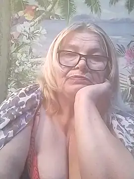 Snapshot of MargaritaSweet51 chatting on 12-16-25, 11:21 MargaritaSweet51 online show from 12-16-25, 11:21