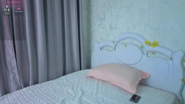 akino hen online show from 11-09-25, 04:05