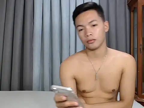 Snapshot of hot_emman chatting on 10-31-25, 12:55 hot emman online show from 10-31-25, 12:55