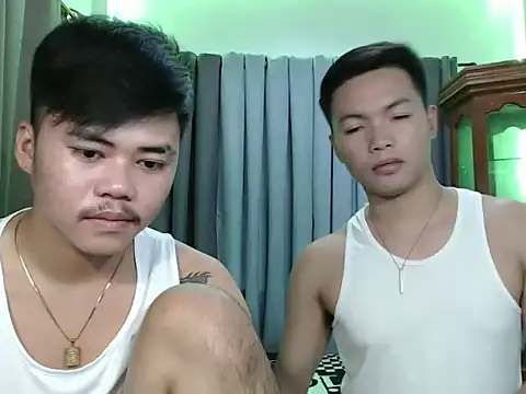 Snapshot of hot_emman chatting on 11-04-25, 04:11 hot emman online show from 11-04-25, 04:11