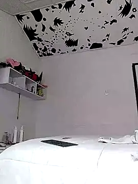 oxxy jean online show from 02-03-26, 11:59