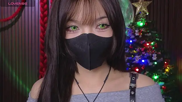      Panda      online show from 11-24-25, 03:45