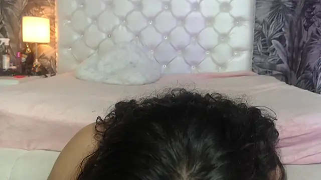 RylieRoss online show from 11-28-25, 01:58