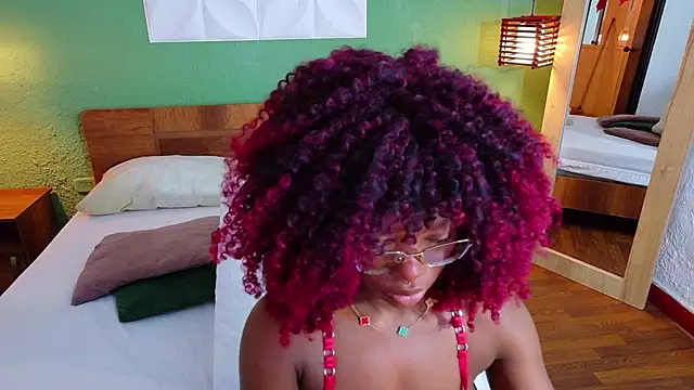 Chocolatte dreams online show from 10-01-25, 01:17