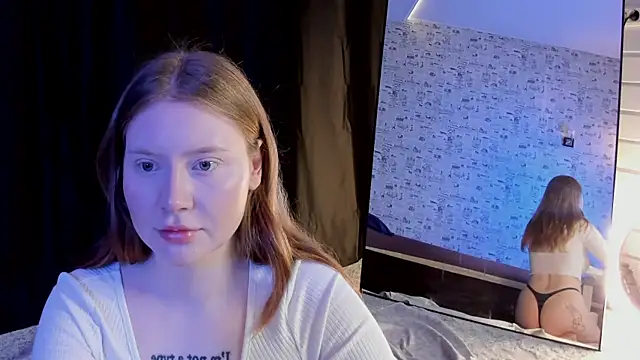 Lillie Berry online show from 10-09-25, 04:54