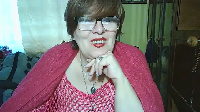 Snapshot of VeronicaGold511 chatting on 10-10-25, 06:56 VeronicaGold511 online show from 10-10-25, 06:56