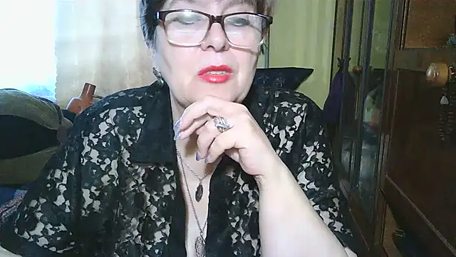 Snapshot of VeronicaGold511 chatting on 11-19-25, 07:41 VeronicaGold511 online show from 11-19-25, 07:41