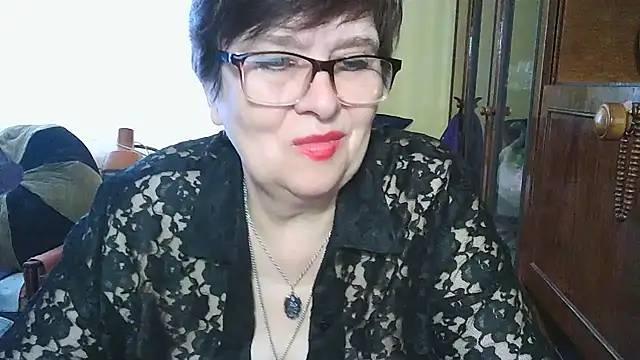 VeronicaGold511 online show from 04-01-26, 07:31