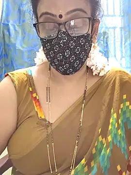 sweet-lotus online show from 12-04-25, 04:00