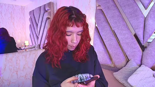 Snapshot of redd_pandaa chatting on 11-26-25, 03:40 redd pandaa online show from 11-26-25, 03:40