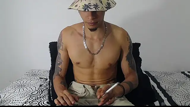 Daniel laverde online show from 11-06-25, 04:08