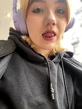 Cherry   Blossom online show from 10-13-25, 09:09