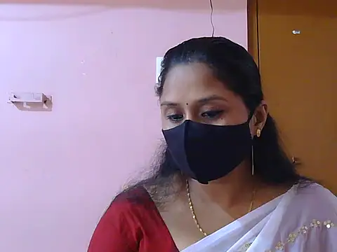 Snapshot of itsabika chatting on 02-07-26, 07:45 itsabika online show from 02-07-26, 07:45