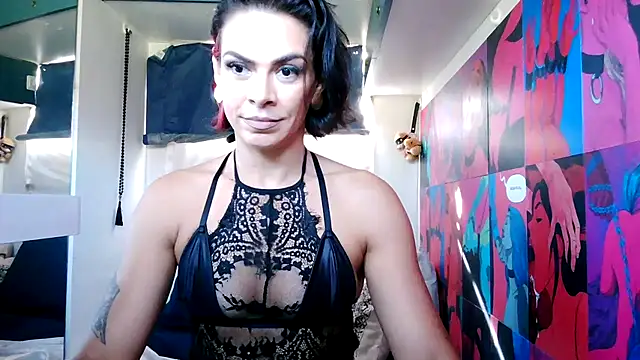 Snapshot of Veronnaink chatting on 11-12-25, 10:48 Veronnaink online show from 11-12-25, 10:48