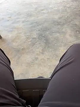 Snapshot of jucydick010887 chatting on 11-13-25, 08:24 jucydick010887 online show from 11-13-25, 08:24